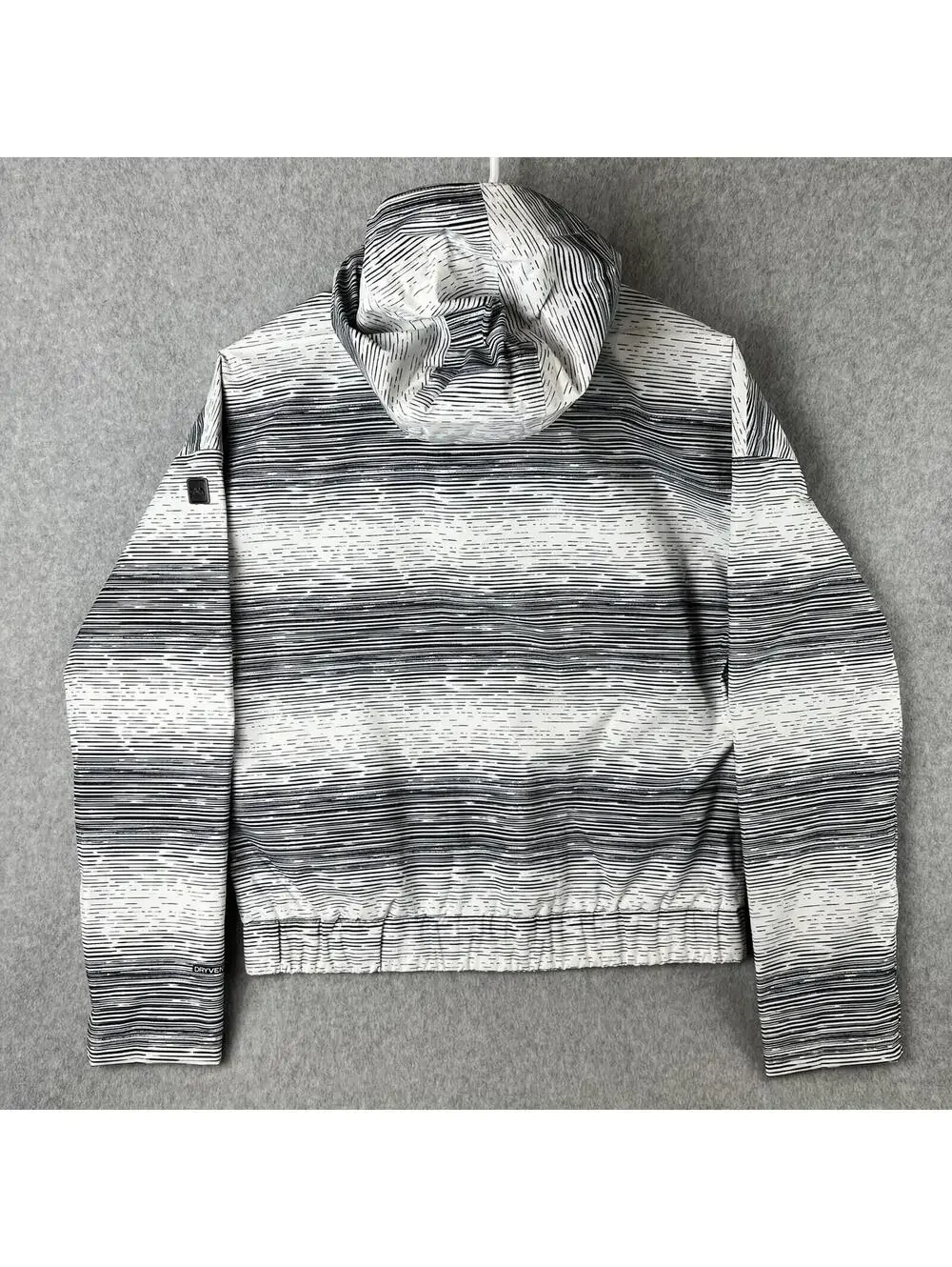 The North Face DryVent Rain Jacket Youth L Striped Hooded Gorpcore NWT **